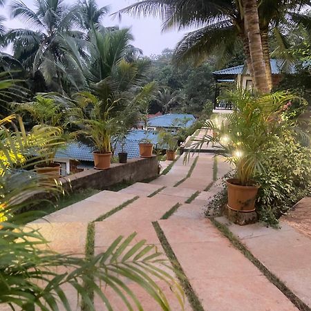 Atmani Waterfront Resort Cola Exterior foto